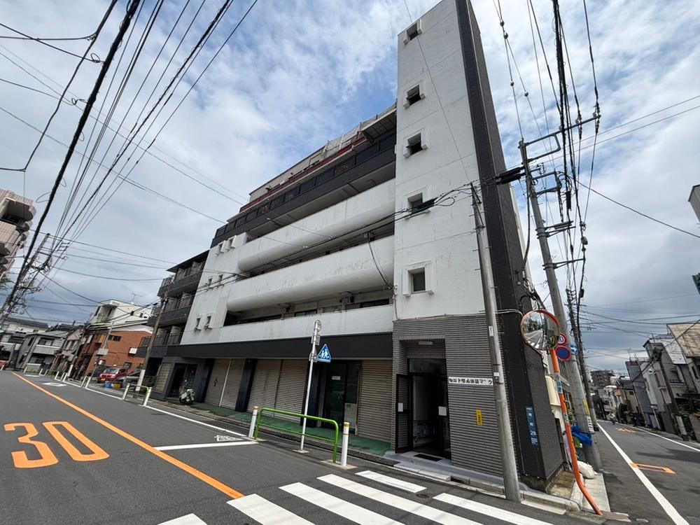1K apartment in Itabashi Ward, Tokyo - Photo 1