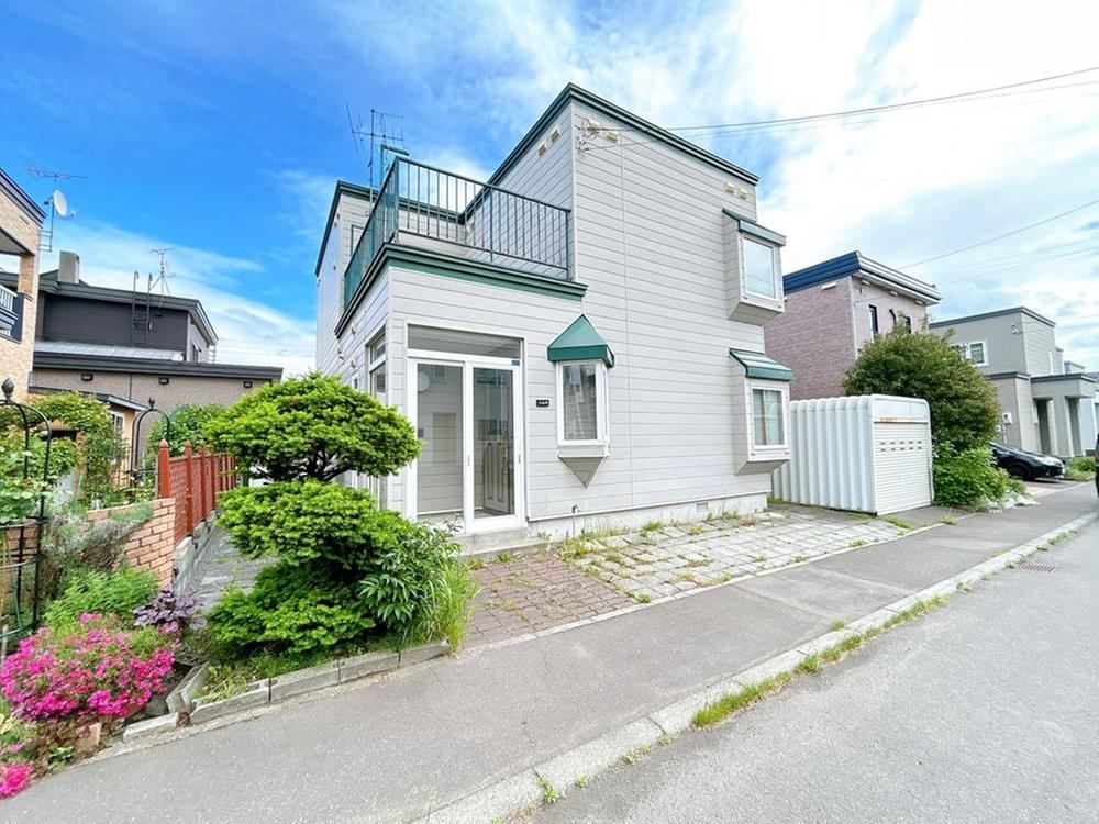 3LDK house in Kita Ward, Sapporo, Hokkaido - Photo 1