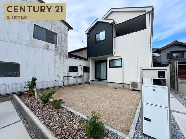3LDK house in Tahara, Aichi - Photo 1