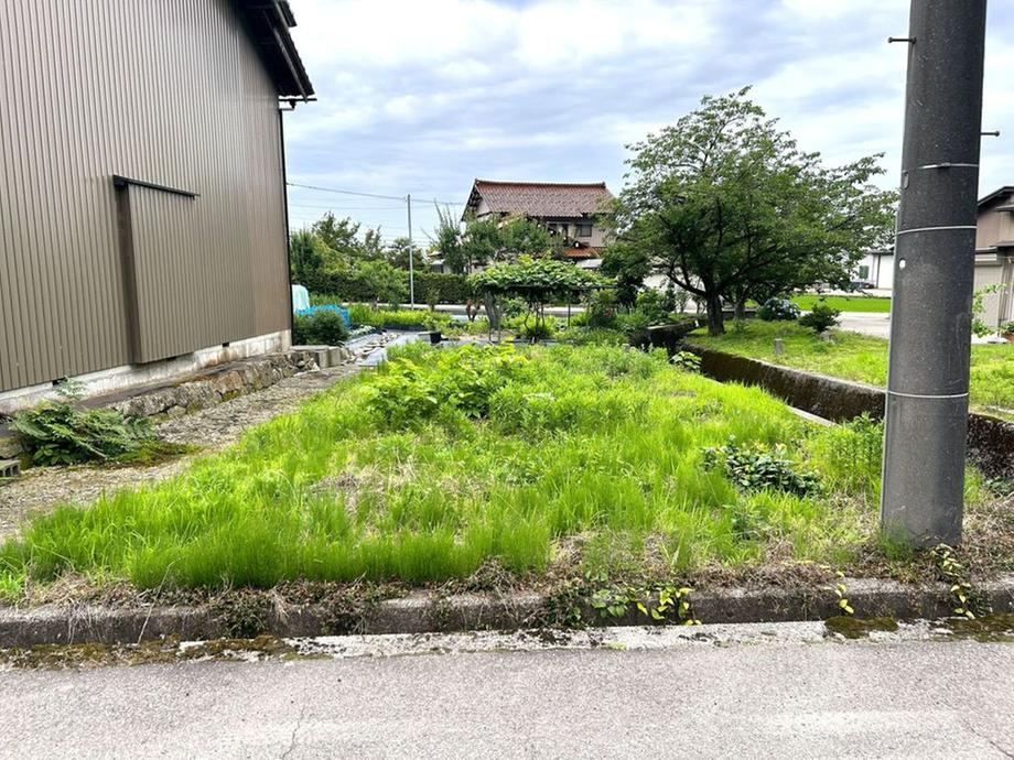 97 m² land in Hakusan, Ishikawa - Photo 1