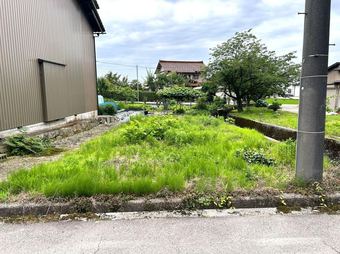 plot of land in Hakusan