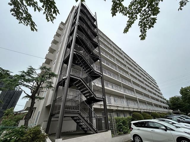 3LDK apartment in Edogawa Ward, Tokyo - Photo 1