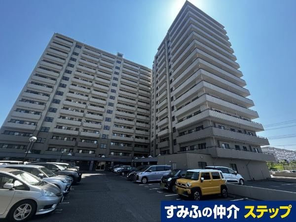 3LDK apartment in Kitahiroshima, Hokkaido - Photo 1