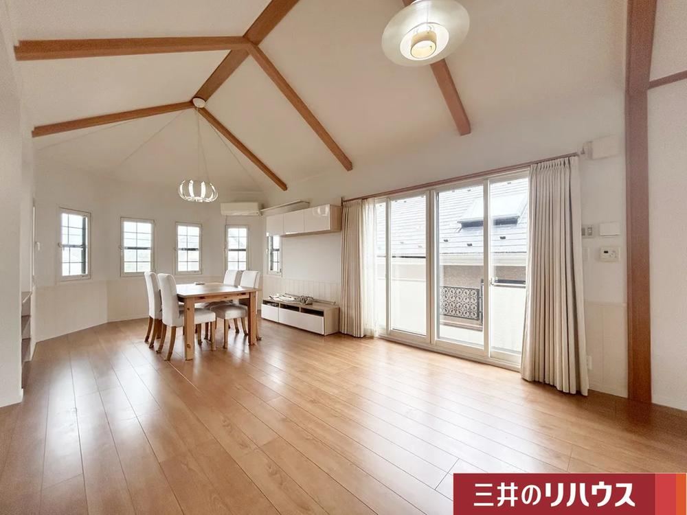 4LDK+S house in Suginami Ward, Tokyo - Photo 1