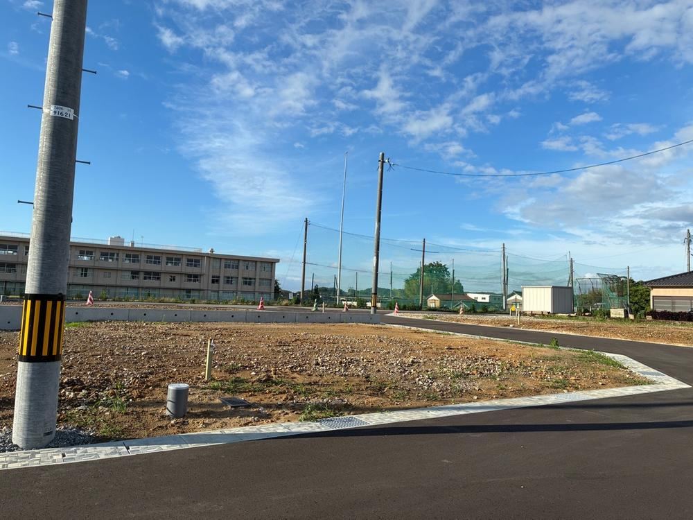 166 m² land in Komatsu, Ishikawa - Photo 1