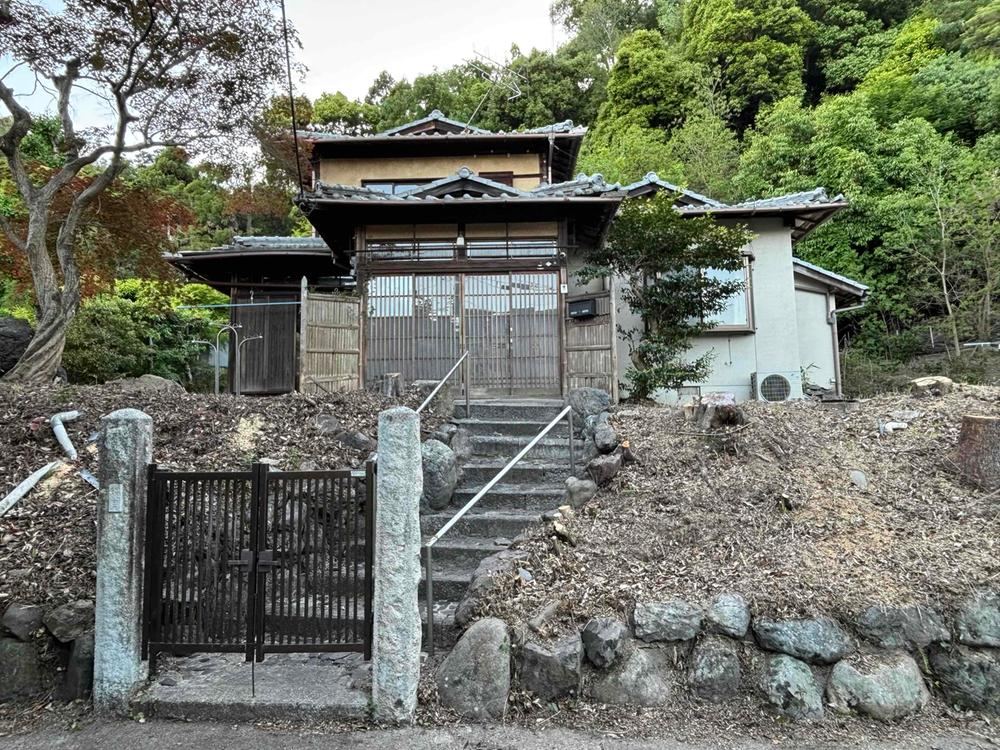 5LDK house in Kita Ward, Kyoto - Photo 1