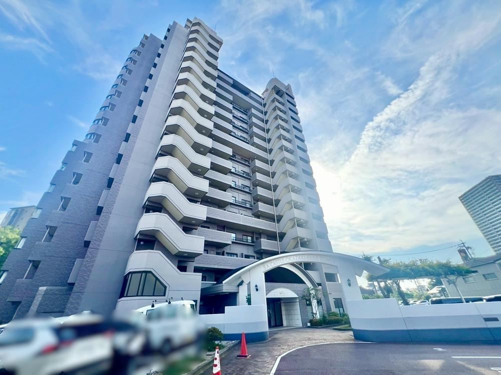 4LDK apartment in Okazaki, Aichi - Photo 1