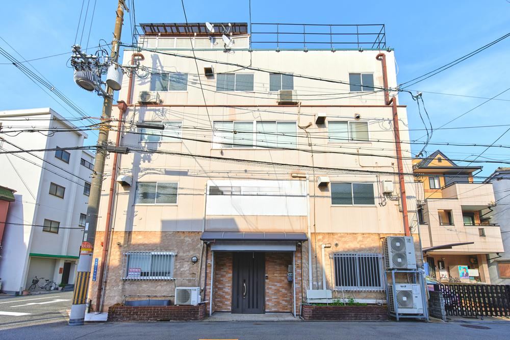 1LDK house in Nishinari Ward, Osaka - Photo 1