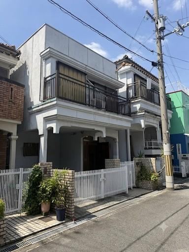 4LDK house in Higashiosaka, Osaka - Photo 1
