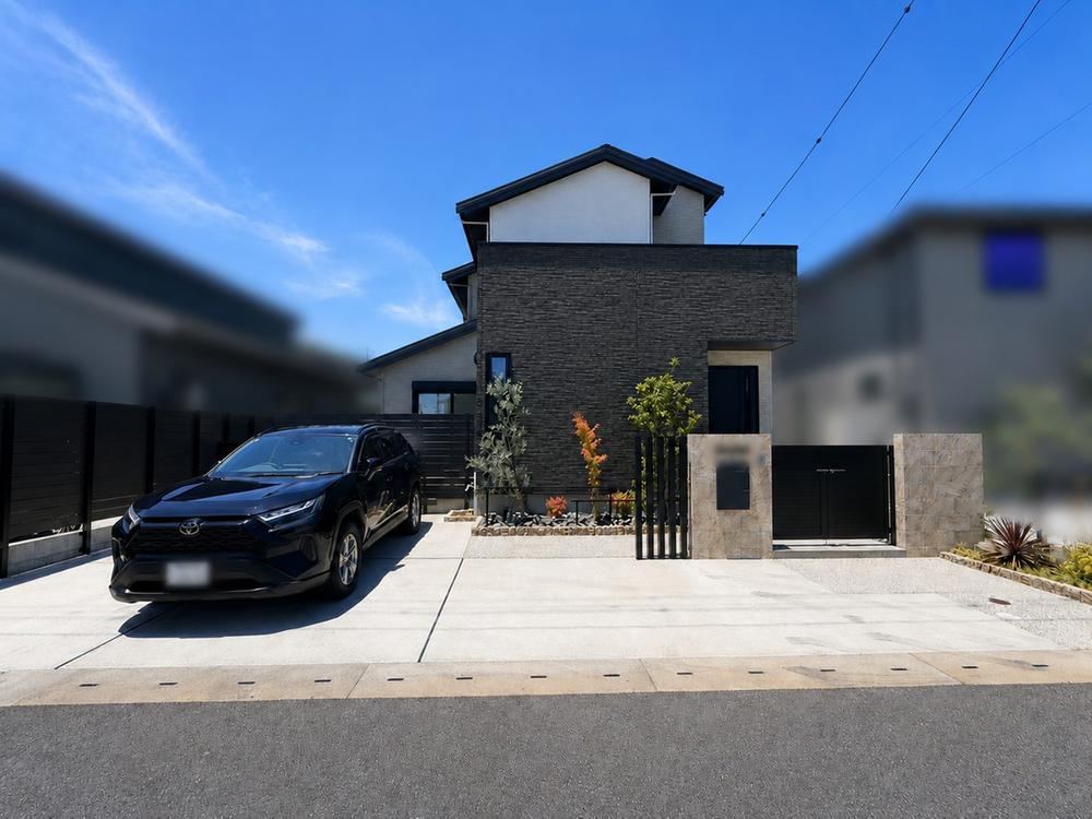 4LDK+2S house in Ogori, Fukuoka - Photo 1