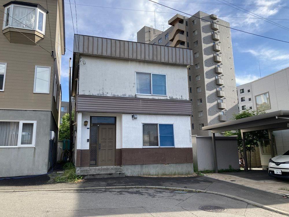 73 m² land in Toyohira Ward, Sapporo, Hokkaido - Photo 1