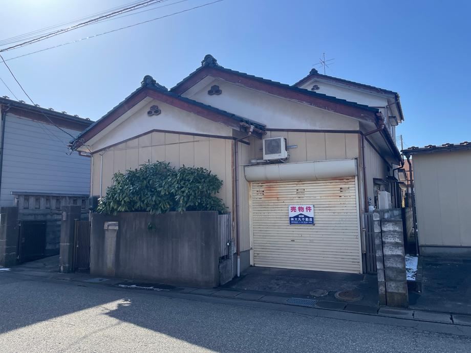 254 m² land in Sakata, Yamagata - Photo 1