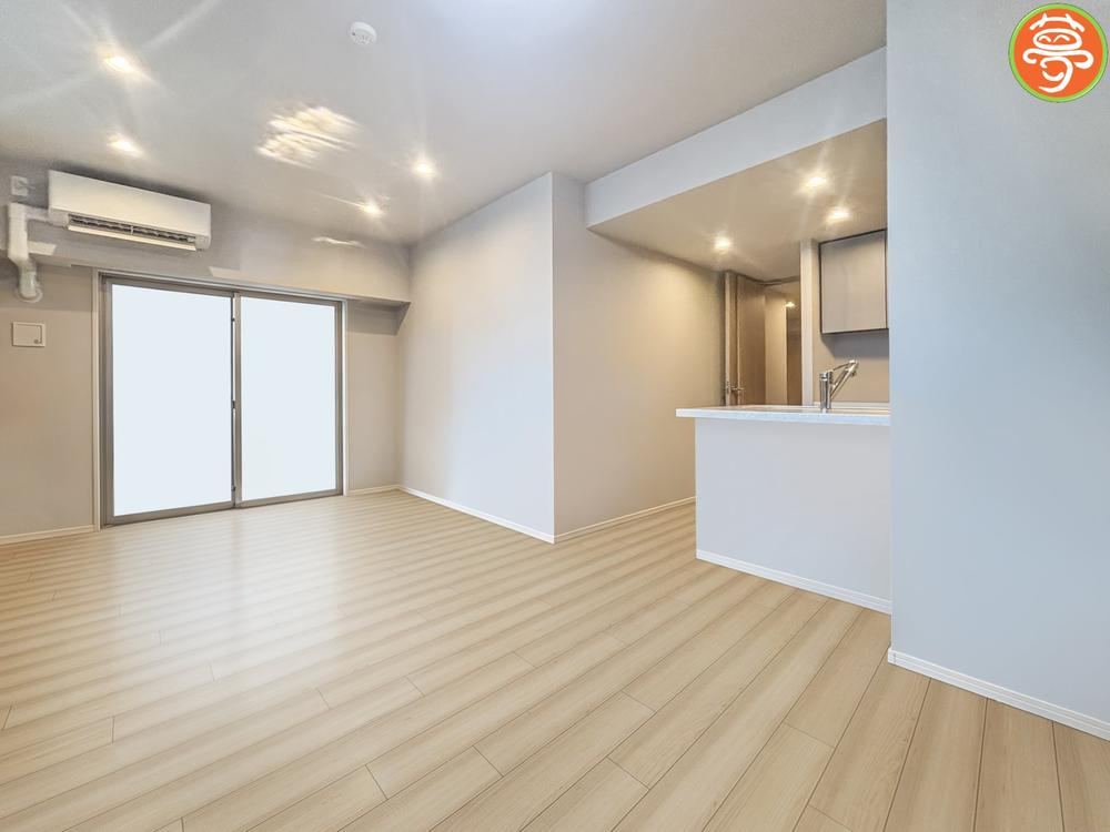 1LDK apartment in Fuchu, Tokyo - Photo 1