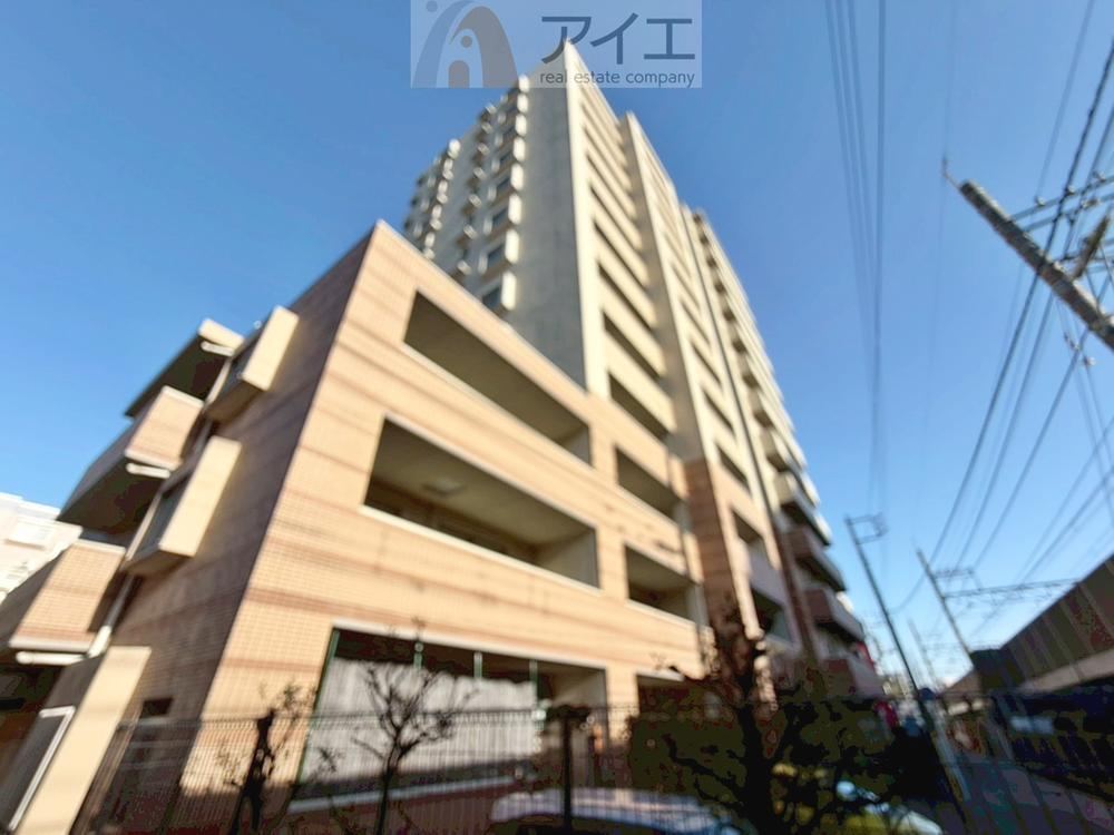 2LDK apartment in Inage Ward, Chiba - Photo 1