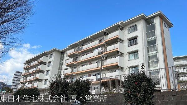 4LDK apartment in Atsugi, Kanagawa - Photo 1