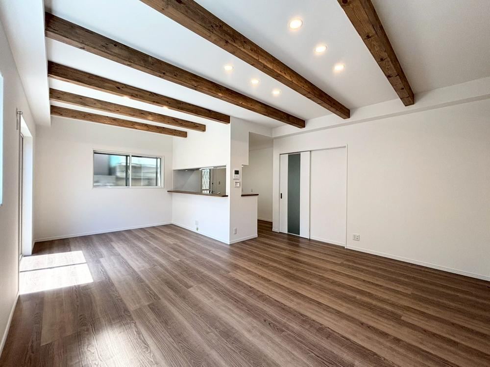 3LDK+S house in Takatsuki, Osaka - Photo 1