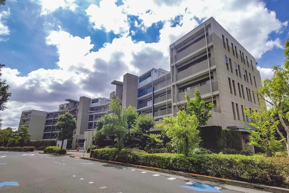 4LDK apartment in Suginami Ward, Tokyo - Photo 1