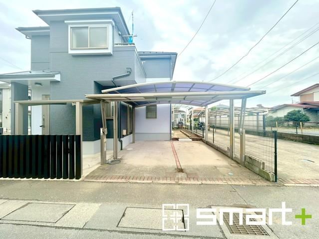 4LDK house in Ushiku, Ibaraki - Photo 1
