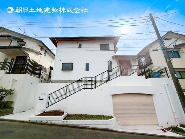 4LDK house in Konan Ward, Yokohama, Kanagawa - Photo 1