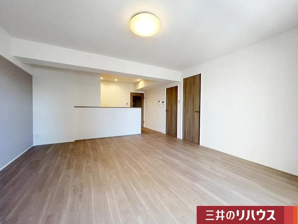 3LDK apartment in Nishinomiya, Hyogo - Photo 1