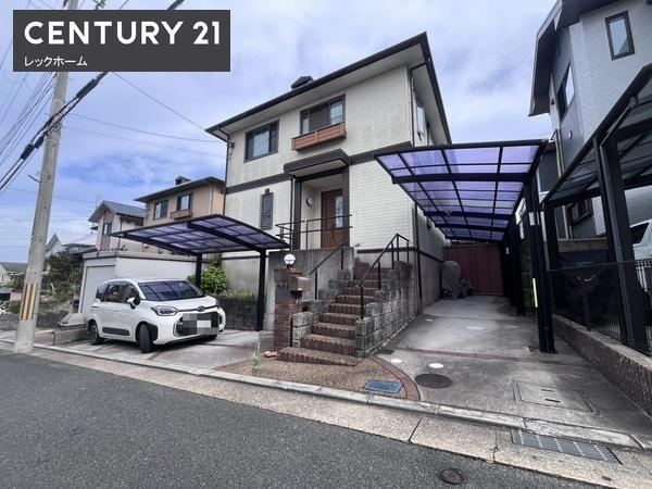 5LDK+2S house in Shijonawate, Osaka - Photo 1