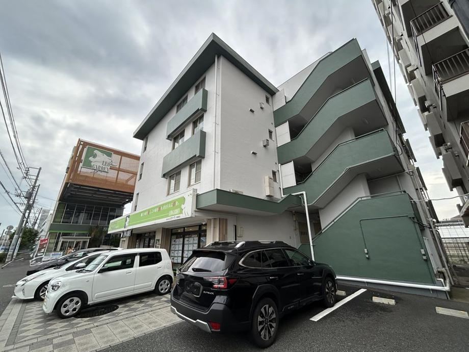 2LDK apartment in Funabashi, Chiba - Photo 1