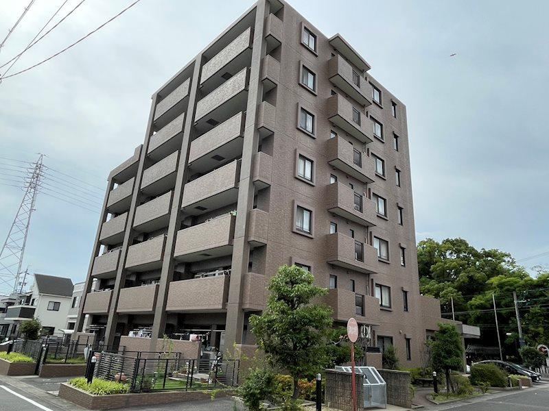 3LDK apartment in Kiyosu, Aichi - Photo 1