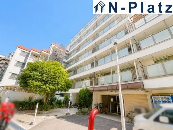2LDK apartment in Joto Ward, Osaka - Photo 1