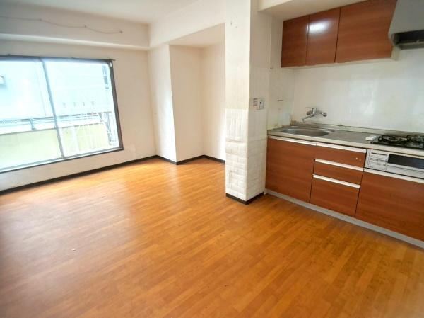 2DK apartment in Suginami Ward, Tokyo - Photo 1