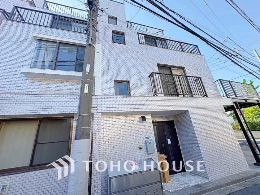 4LDK house in Kita Ward, Tokyo - Photo 1