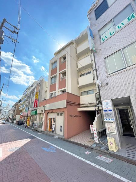 studio apartment in Suginami Ward, Tokyo - Photo 1