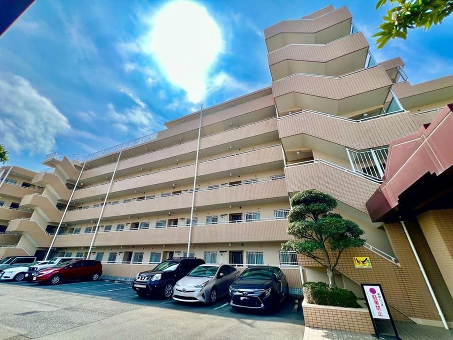 3LDK apartment in Sakura Ward, Saitama - Photo 1
