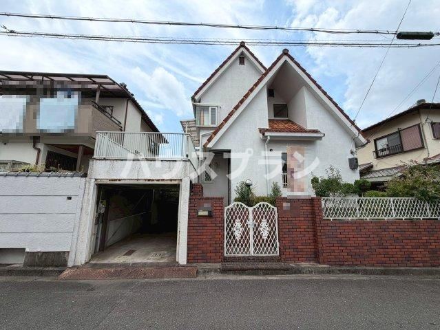 4LDK+S house in Shijonawate, Osaka - Photo 1