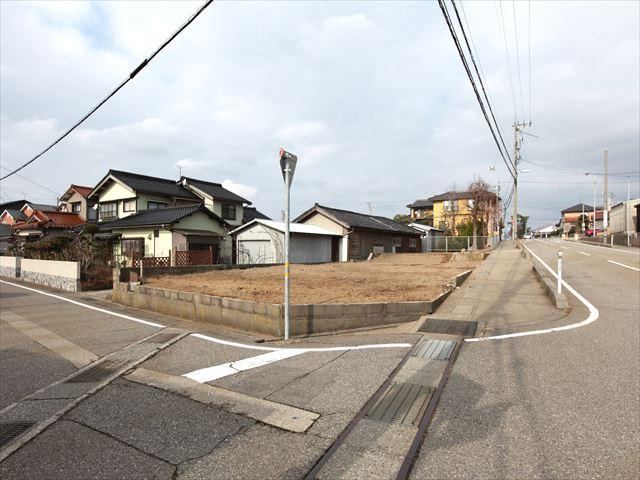 274 m² land in Hakusan, Ishikawa - Photo 1