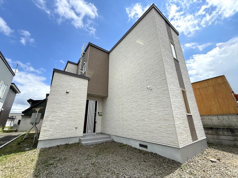 4LDK+S house in Kiyota Ward, Sapporo, Hokkaido - Photo 1