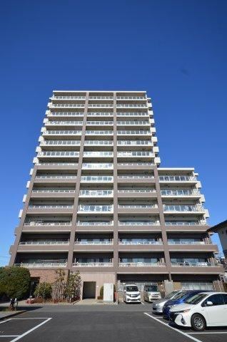2LDK+S apartment in Utsunomiya, Tochigi - Photo 1