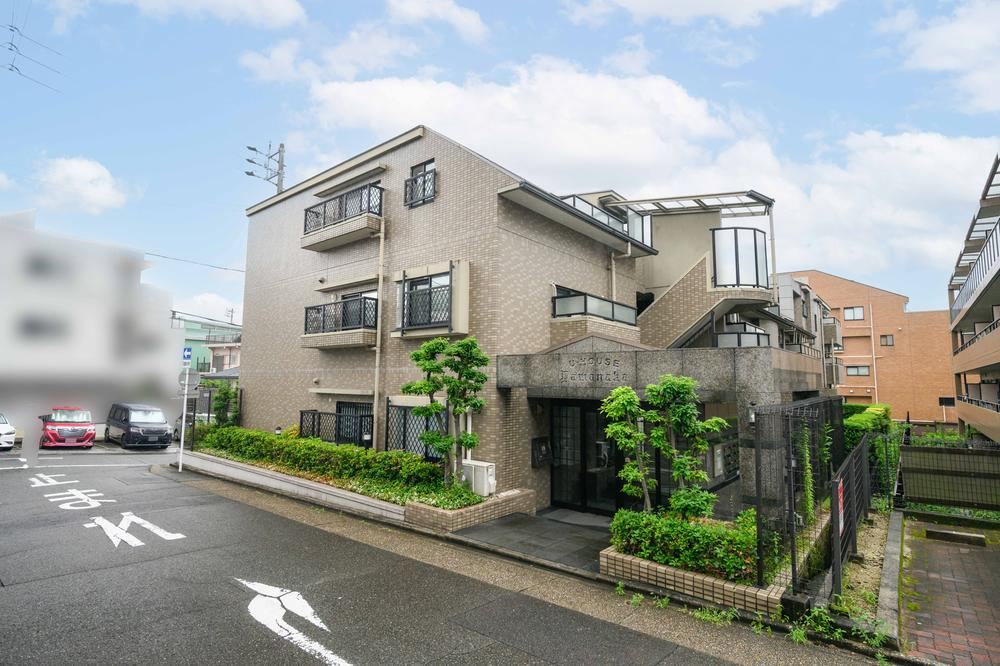3LDK apartment in Showa Ward, Nagoya, Aichi - Photo 1