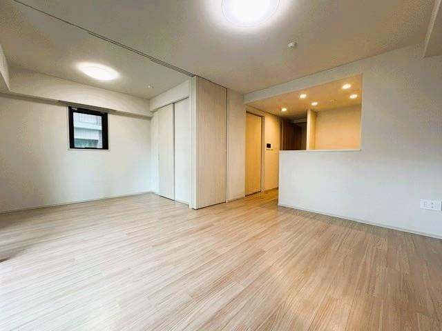 3LDK apartment in Minami Ward, Yokohama, Kanagawa - Photo 1