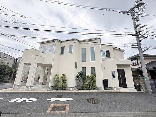 3LDK+S house in Setagaya Ward, Tokyo - Photo 1
