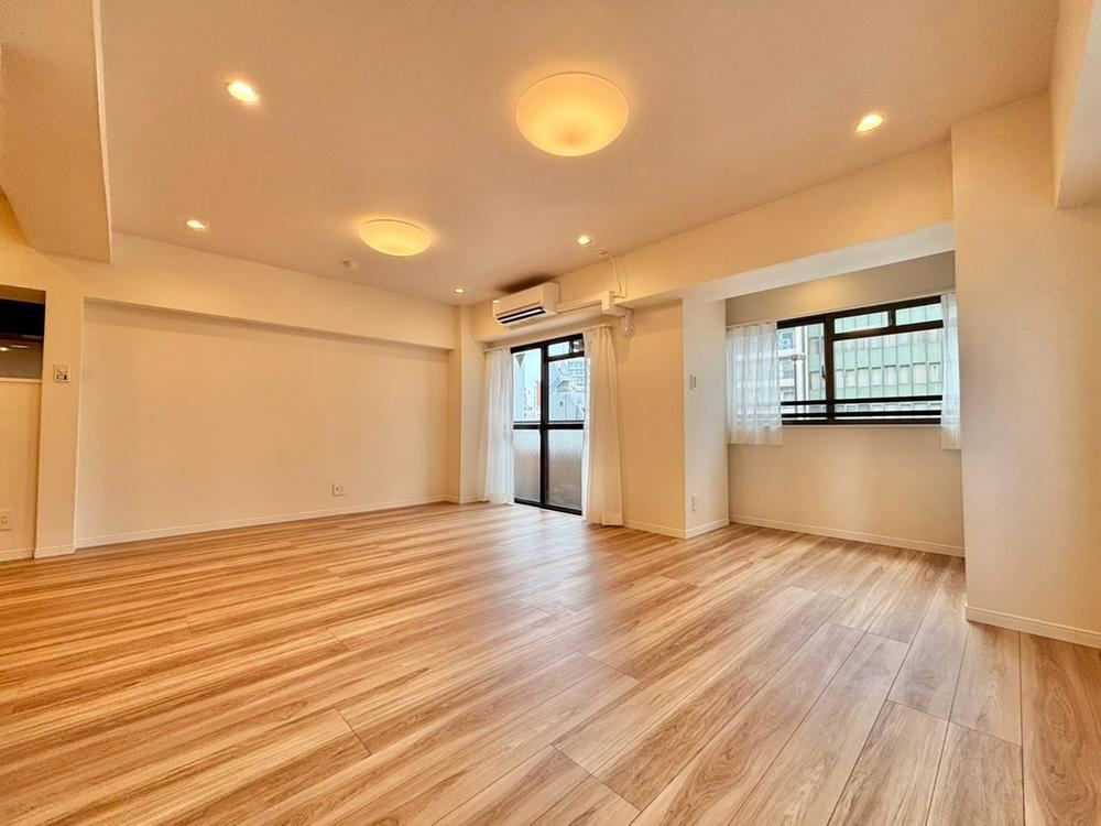 4LDK+S apartment in Taito Ward, Tokyo - Photo 1