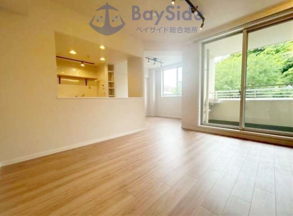 3LDK apartment in Naka Ward, Yokohama, Kanagawa - Photo 1