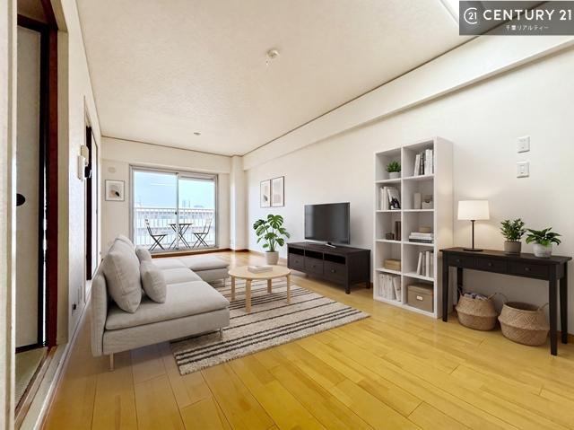 3LDK apartment in Chuo Ward, Chiba - Photo 1