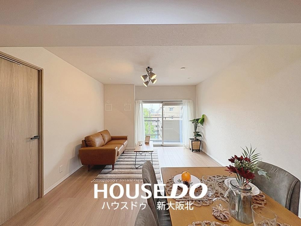 3LDK apartment in Suita, Osaka - Photo 1