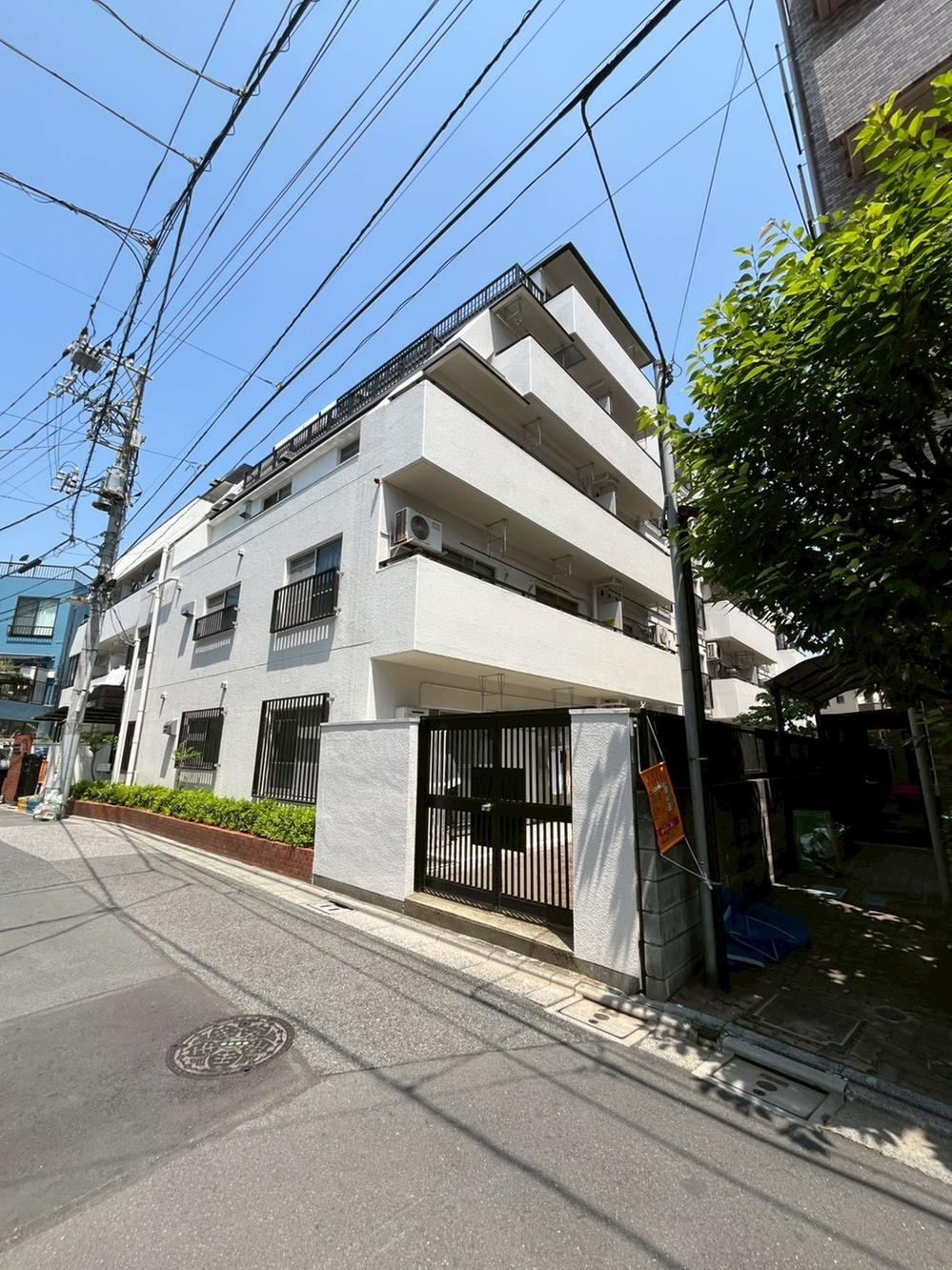 1LDK apartment in Arakawa Ward, Tokyo - Photo 1