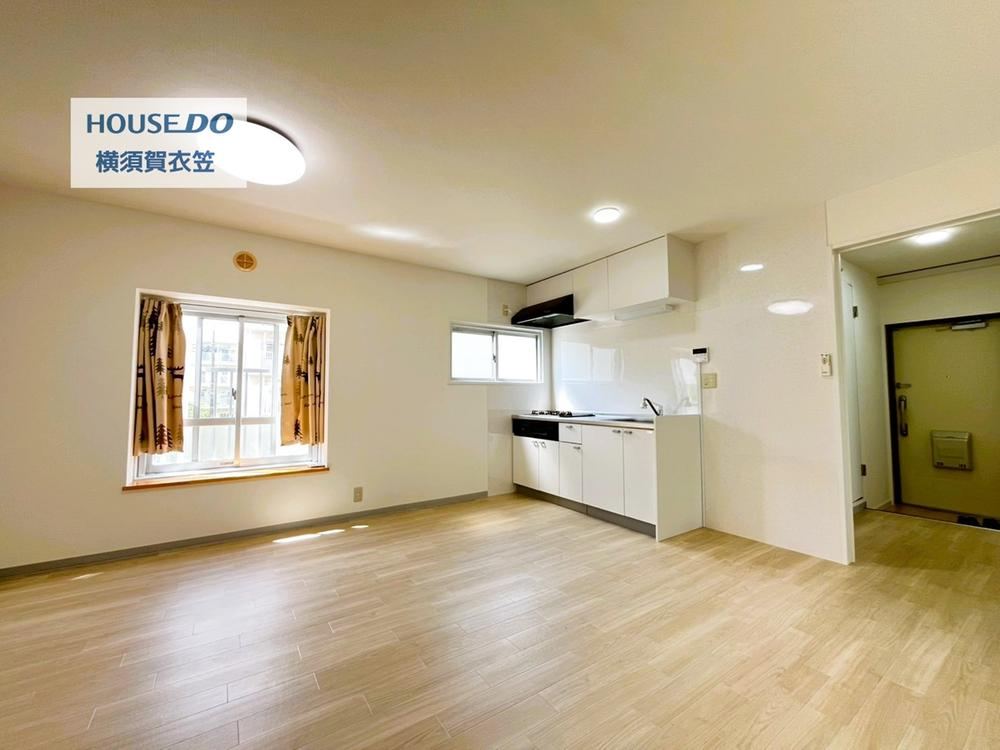 3LDK apartment in Yokosuka, Kanagawa - Photo 1