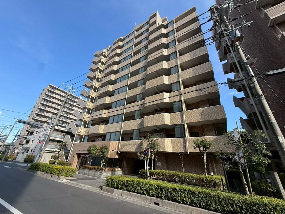 3LDK apartment in Soka, Saitama - Photo 1