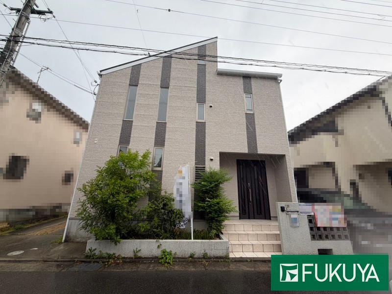 4LDK house in Akashi, Hyogo - Photo 1
