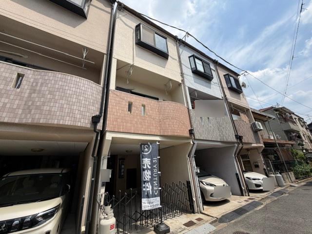 4DK house in Kadoma, Osaka - Photo 1