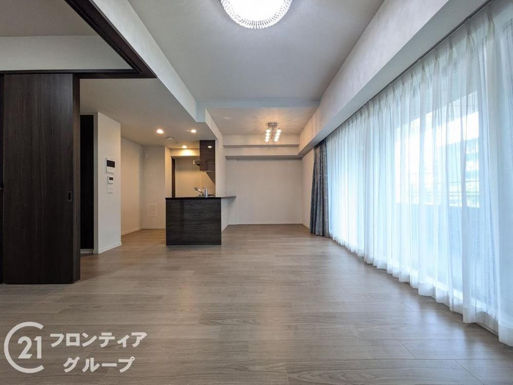 3LDK apartment in Chuo Ward, Kobe, Hyogo - Photo 1