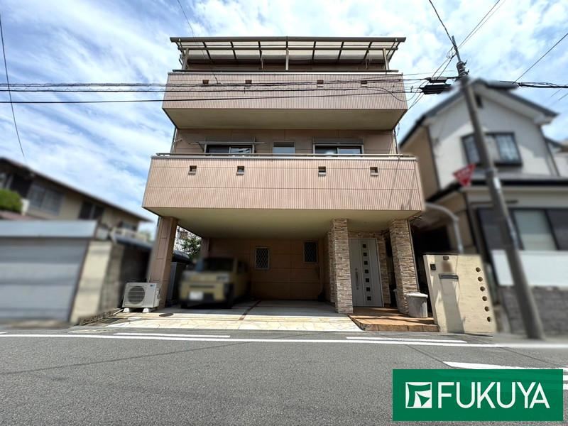 4LDK+S house in Nishi Ward, Sakai, Osaka - Photo 1